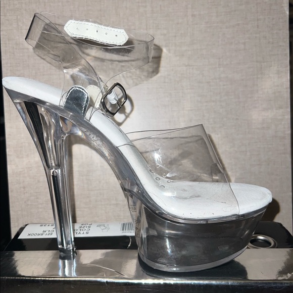 Heels - Picture 2 of 2